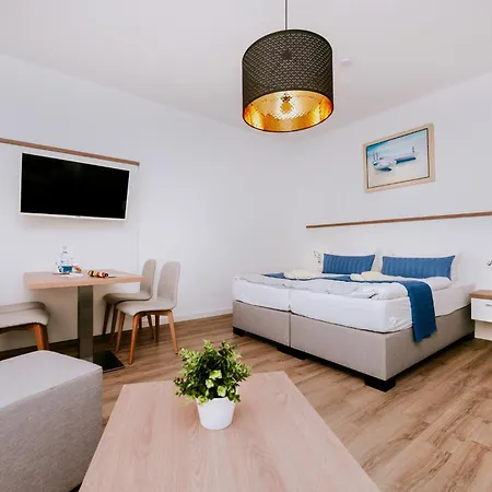 Apartmenthaus Moewenschrei アパート インゼル・ペール